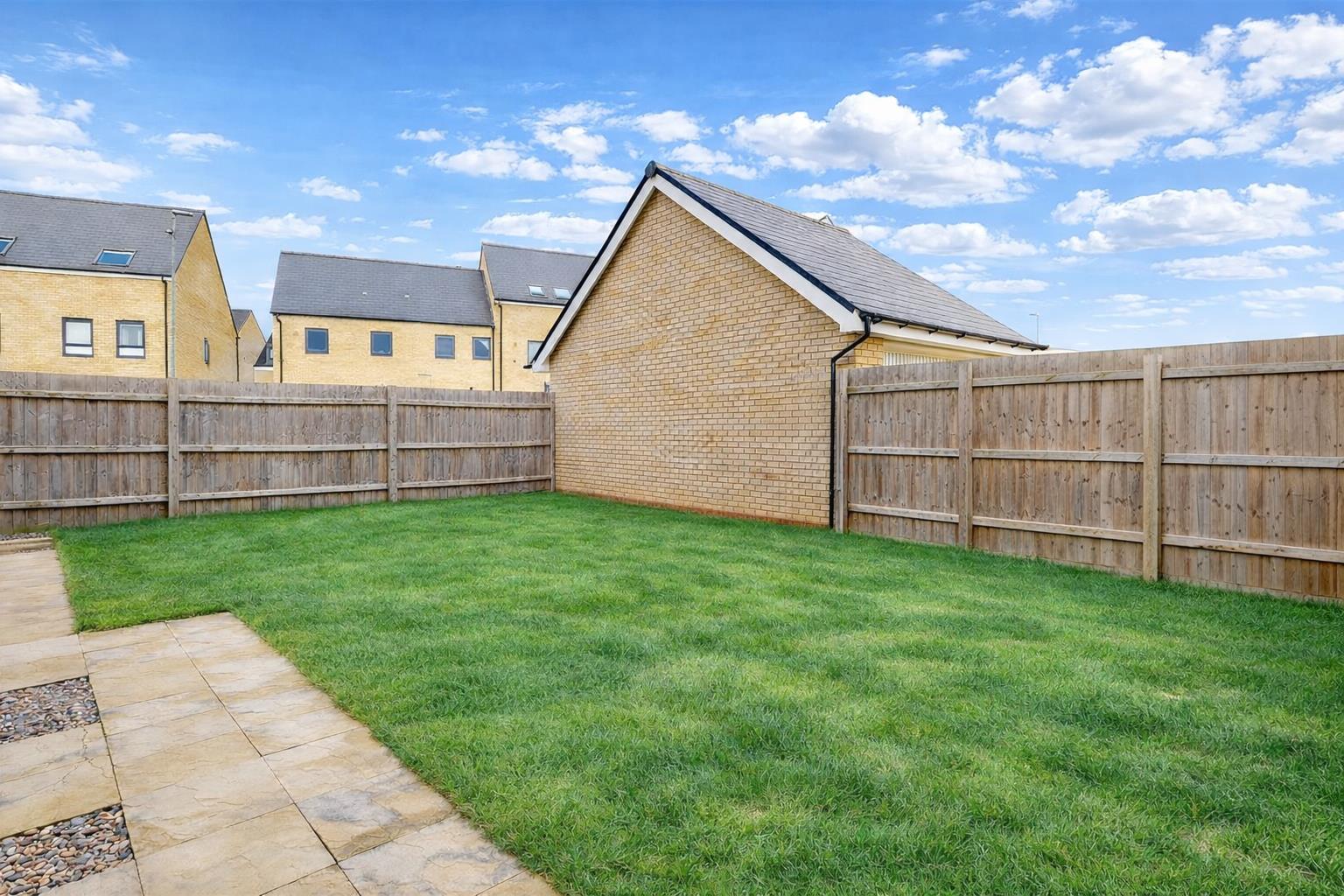 Vanguard Circle, Brooklands, Milton Keynes